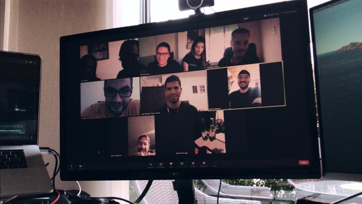prograCOL's tweet photo. Para nosotros este día del programador es muy especial, queremos agradecer a todos nuestros programadores en su día y desearles el mejor día !! https://t.co/Eo2E4M3VLT