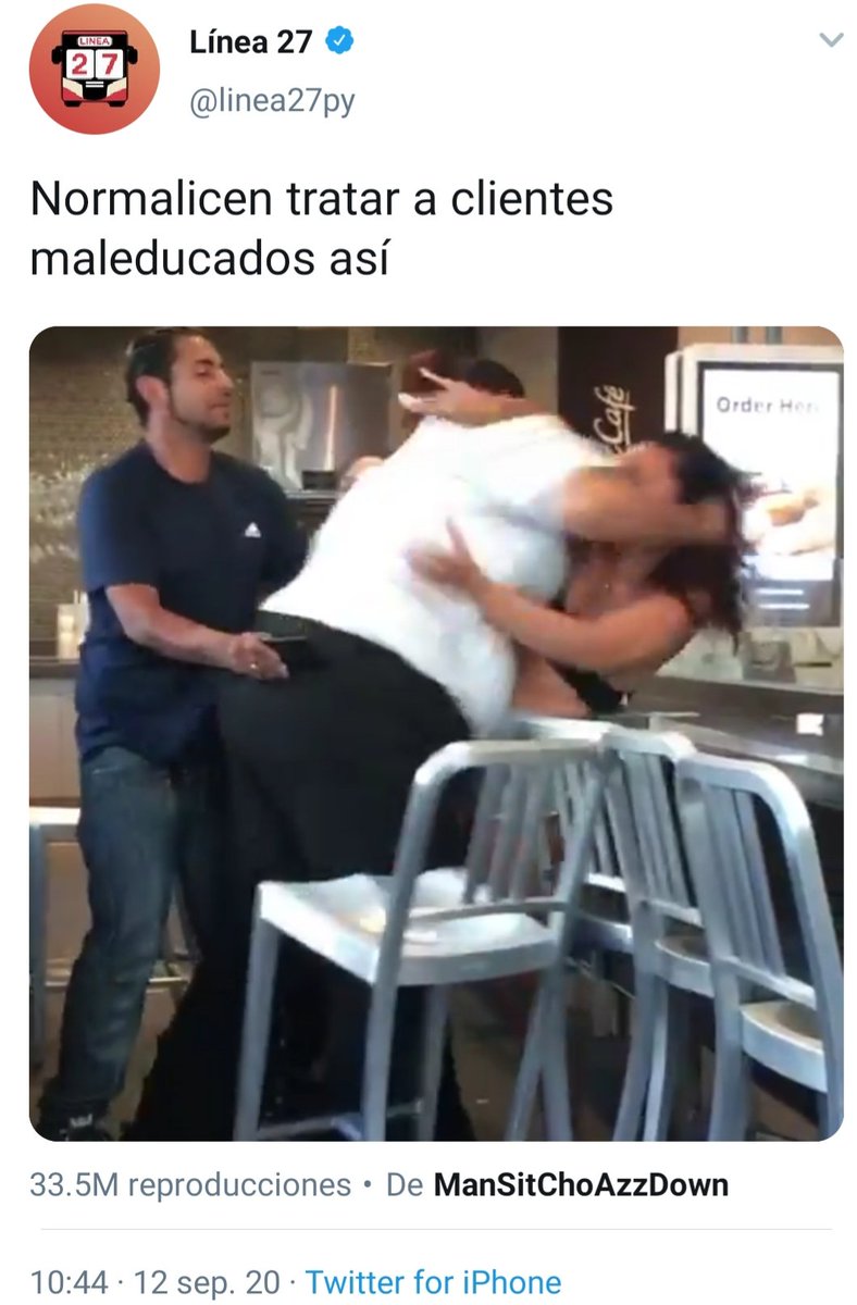 esbishopy's tweet photo. Línea 27 siendo Línea 27 https://t.co/6sRwXgcUQ4