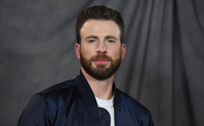 katzumare's tweet image. Hoy voy a aprovechar este momento para recordarles que aunque Chris Evans haya cometido un pequeño error, no por ello vamos a difundir sus fotografías sin su consentimiento, 💖💞💓💝💗

Las personas famosas también merecen que respetemos su privacidad, amigos.