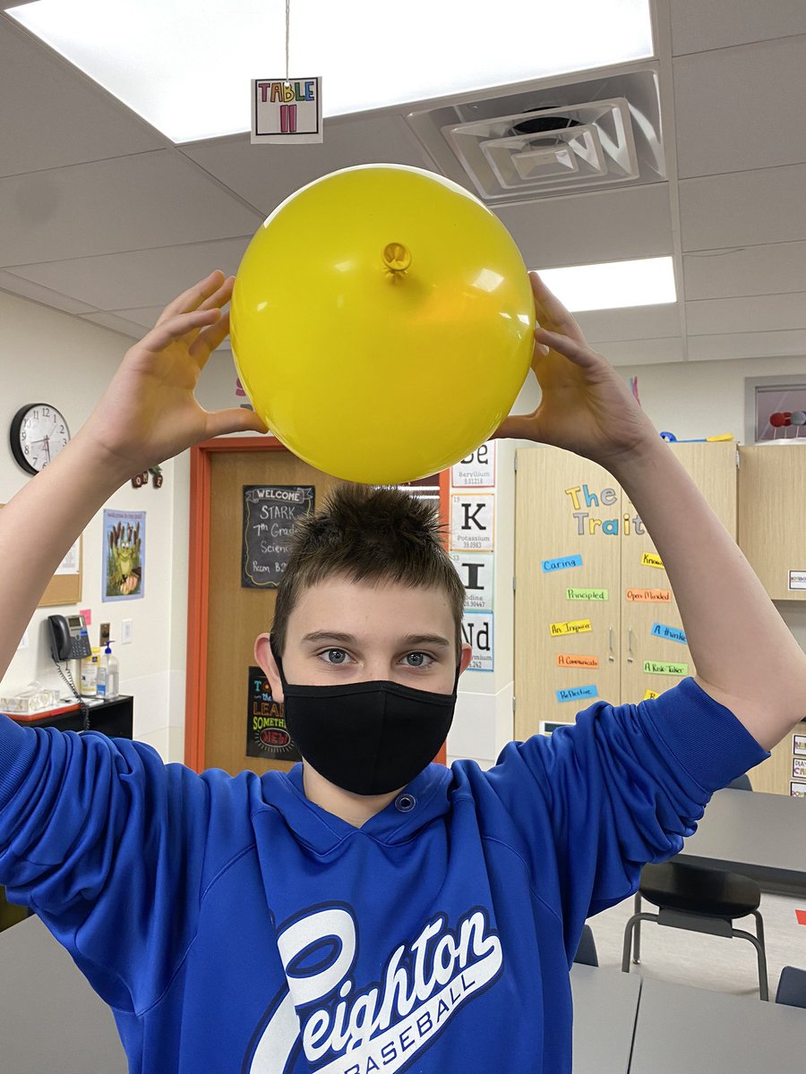 MrsStark79's tweet photo. Static electricity lab! @Kirn_MS @CultureKirn https://t.co/w3RtRLYSER