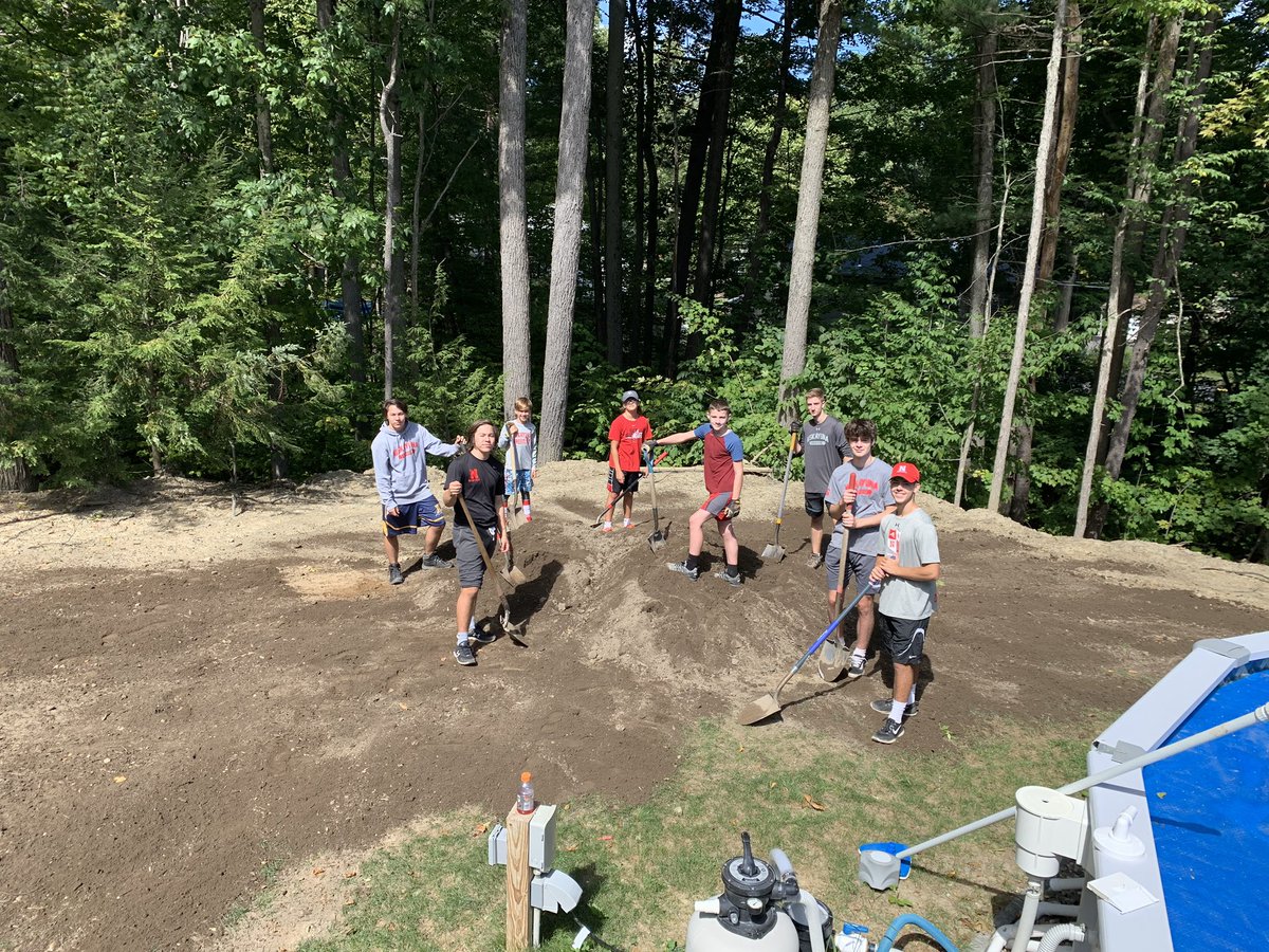 26_win's tweet photo. This landscaping project brought to you by Niskayuna Lacrosse. Huge thank you from Coach Adamo to everyone who came out to help! 3.5 hours and 36 yards of topsoil didn’t stand a chance! https://t.co/t07q97BirU