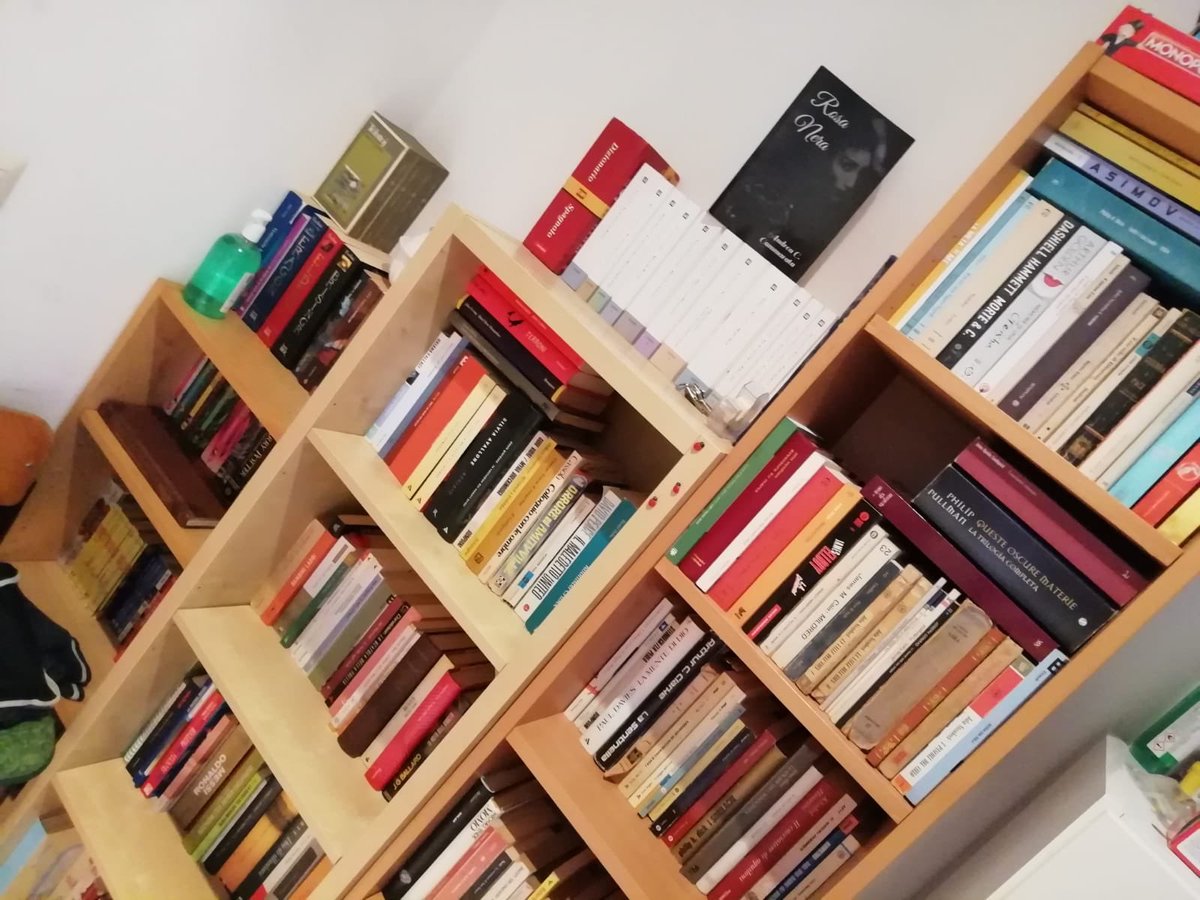 rosaneraromanzo's tweet photo. Nel posto che meriti.
#libri #libridaleggere #librichepassione #libriconsigliati #leggere #bookstagram #books #bookslover #libriamo #fantasy #fantasybooks #fantasyworld #bookstagramitalia #rosanera #rosaneraromanzo #amazon #selfpublishing #kindle #amazonkdp #amazonkdpselect https://t.co/RisY9N9znq