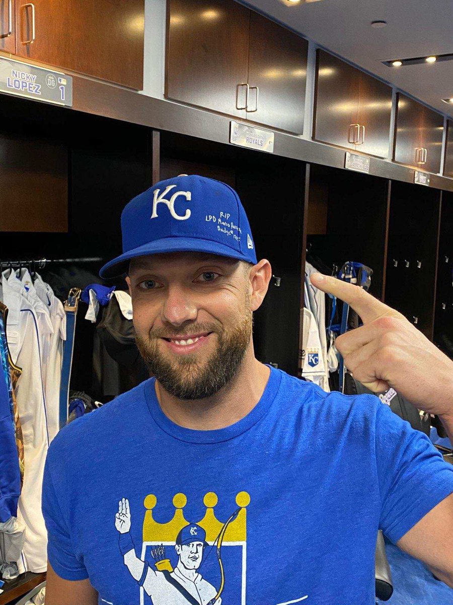 Lincoln_Police's tweet photo. Alex Gordon is sporting a very special message on his hat tonight.  This display of support is an incredible way to honor an incredible man.  Rest In Peace, Mario.  Thank you, Alex.  The @Royals take on the Pittsburgh Pirates @ 6pm tonight at home. Go Royals!  #goblue https://t.co/8xDj68COJw