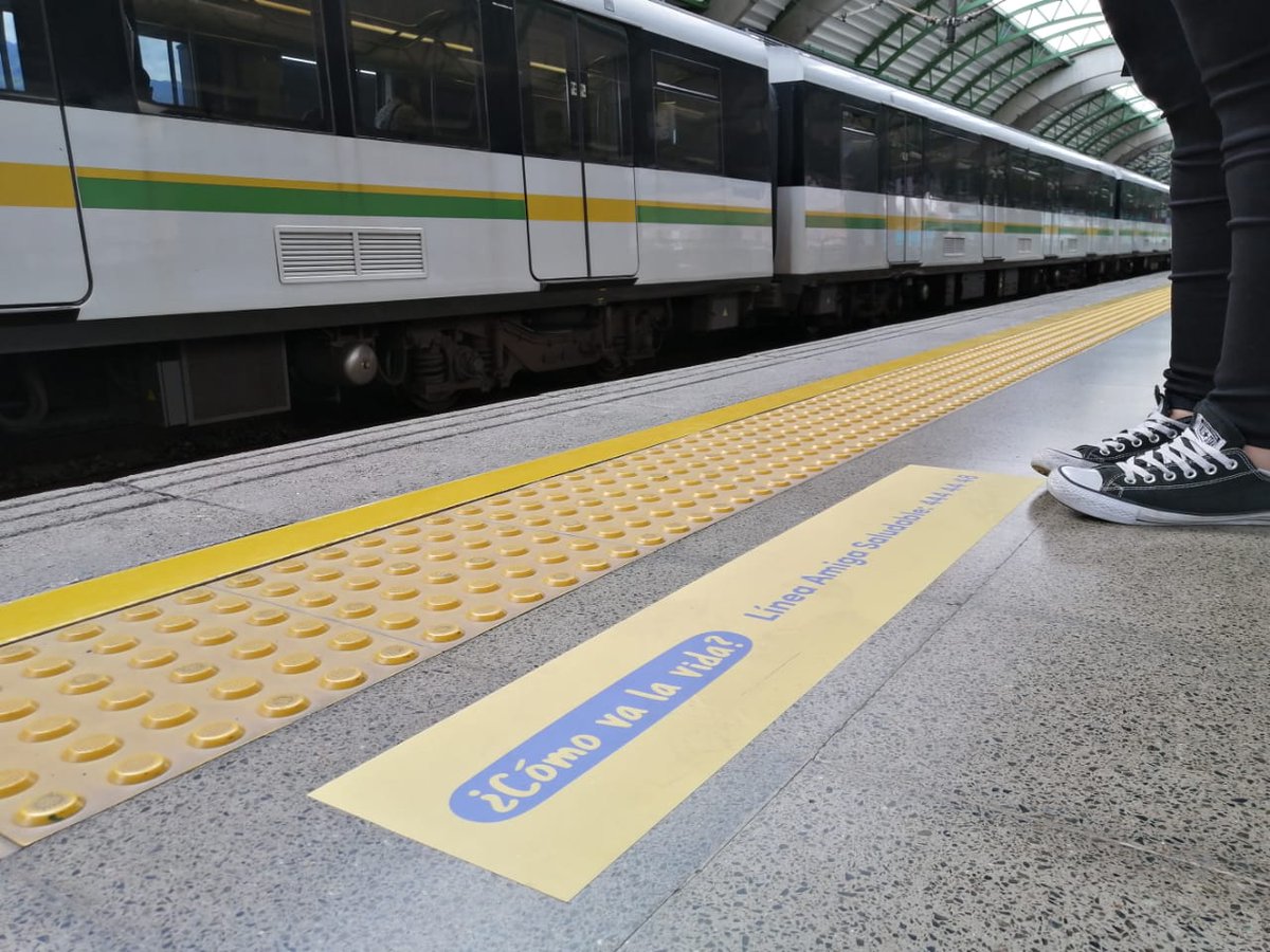 Sobrevivir Anfibio Espere Metro de Medellín 💚 #TuHistoriaNosMueve on Twitter: "La línea amarilla  está ahí porque te queremos con nosotros, te queremos bien 💚. Si necesitas  hablar, comunícate con la Línea Amiga Saludable: 444 44