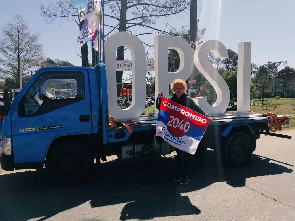 2040Compromiso1's tweet photo. Compromiso Canario 2040 presente en la caravana que recorrió hoy día toda la Ciudad De La Costa.
🔴🔵⚪

#CC2040
#COMPROMISOCANARIO
#COMPROMISODETODOS
#FA
#FrenteAmplio
#CompromisoEcologista
#CompromisoDeportista
#YamandúCosta
#YamandúOrsi
#NelsonCalero
#RufinoFuentes https://t.co/PltucEUhyw
