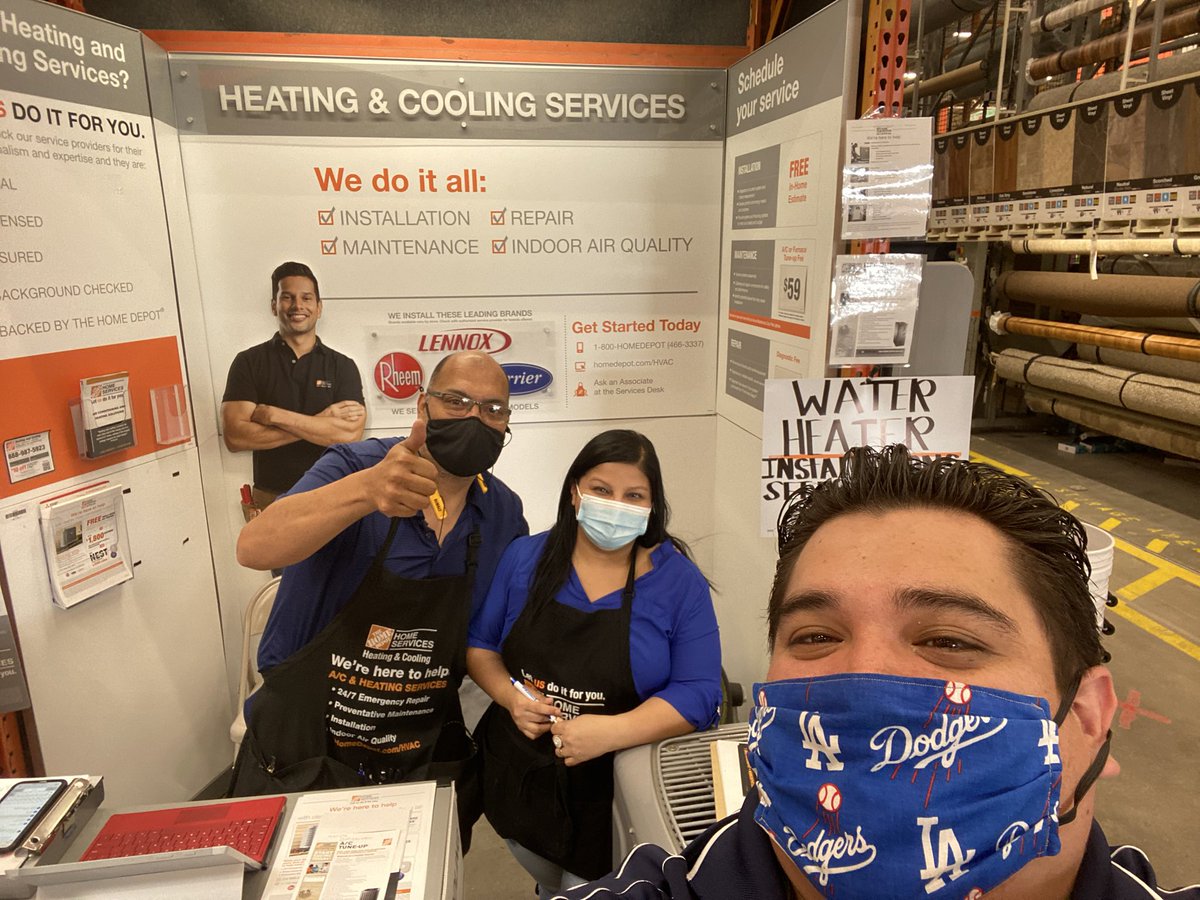 MattL_WFI's tweet photo. Fernando &amp; Marisol started the day on fire at @ Home Depot 586 Getting those AoRs https://t.co/hqWx81QIpC