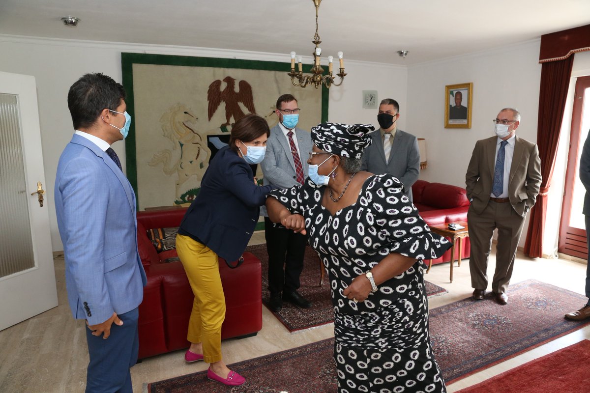 Campaigning in the era of #COVID19. Face masks and elbow bumps with EU @WTO Ambassadors in Geneva.