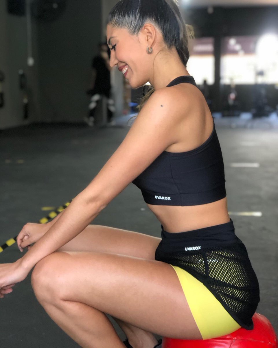 micaadm_'s tweet photo. Produ #uvarox #invictusgym ♥️💪🏽📸 https://t.co/dMlQF35dc6