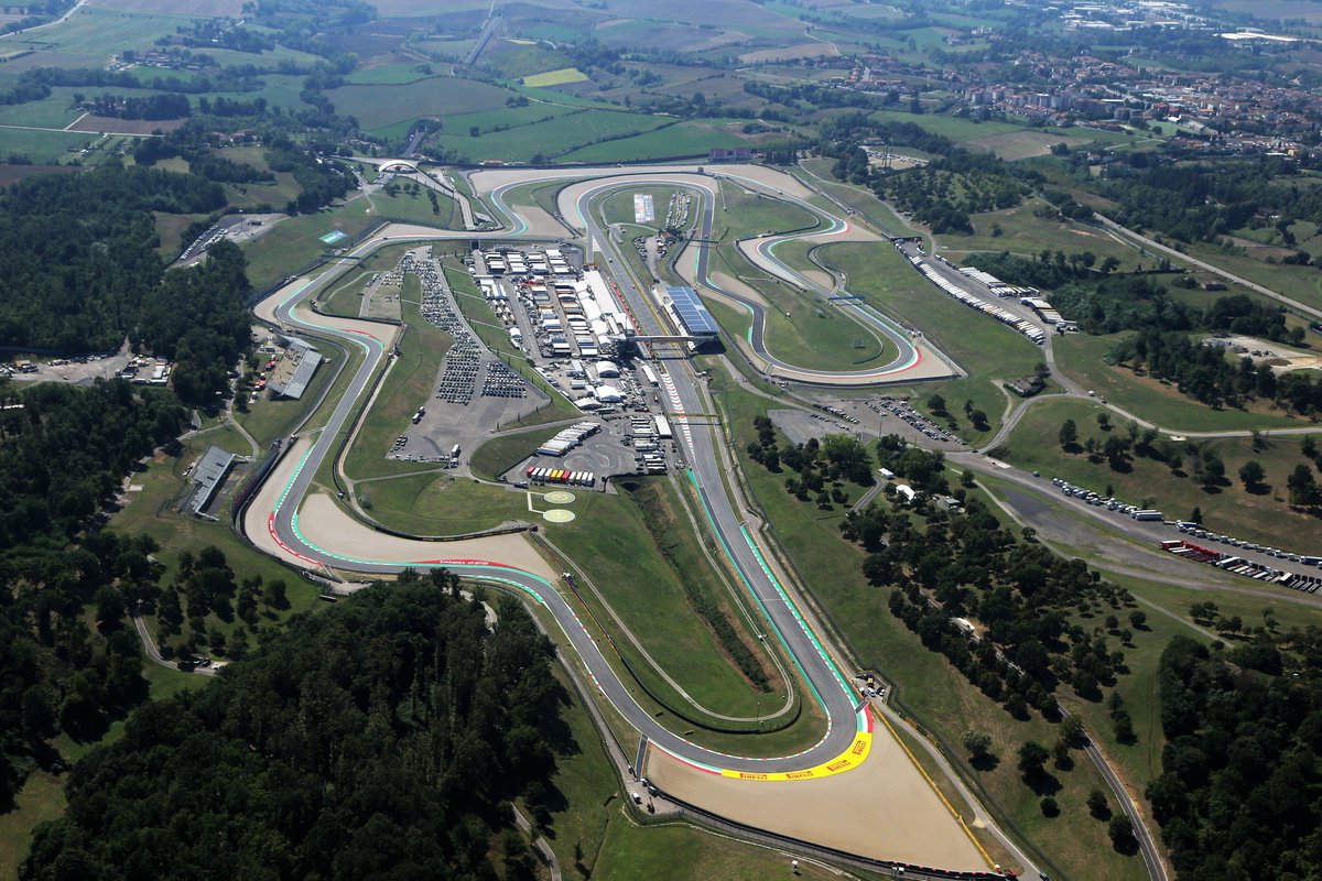 F1's tweet photo. Welcome to race day - and welcome to a Mugello race day! 👀🚁

#TuscanGP 🇮🇹 #F1 https://t.co/CI2qTRXOVs