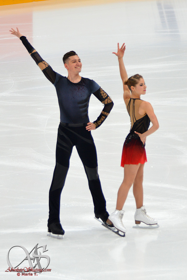 absoluteskating's tweet photo. Russian Test Event. Pairs SP.
Anastasia Mishina and Aleksandr Galliamov
Aleksandra Boikova and Dmitrii Kozlovskii https://t.co/Rpr6ZAFxQV