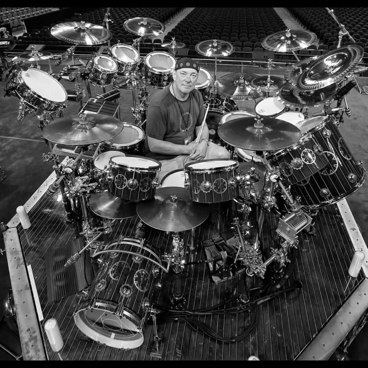 Happy Birthday and Rest In Peace,Neil Peart!!  