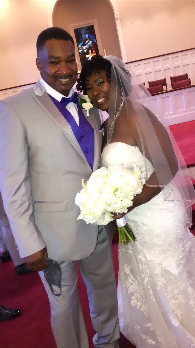 ToR_BaYeR's tweet photo. THEY MARRIED YALL!!!💗💗 #Sept12th https://t.co/lwa1PpjPss