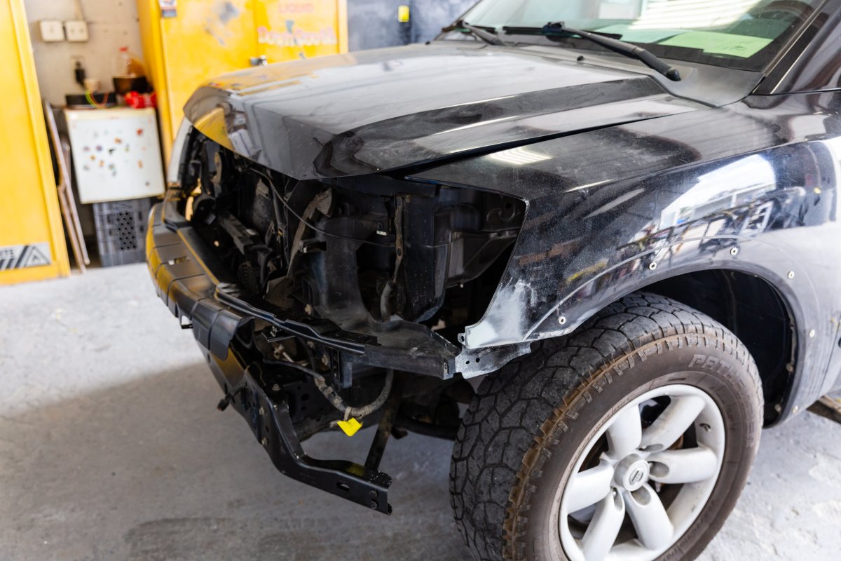 We'll have your front-end looking new again in no time. Schedule with our team today: (520) 623-4959.