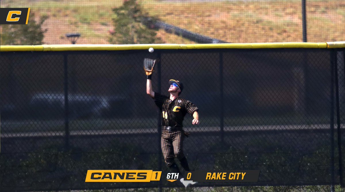 TheCanesBB's tweet image. Got a weather delay here in the bottom of the sixth. Moffett has been great on the mound, and @RunyanEli21 has made two great defensive plays in left field