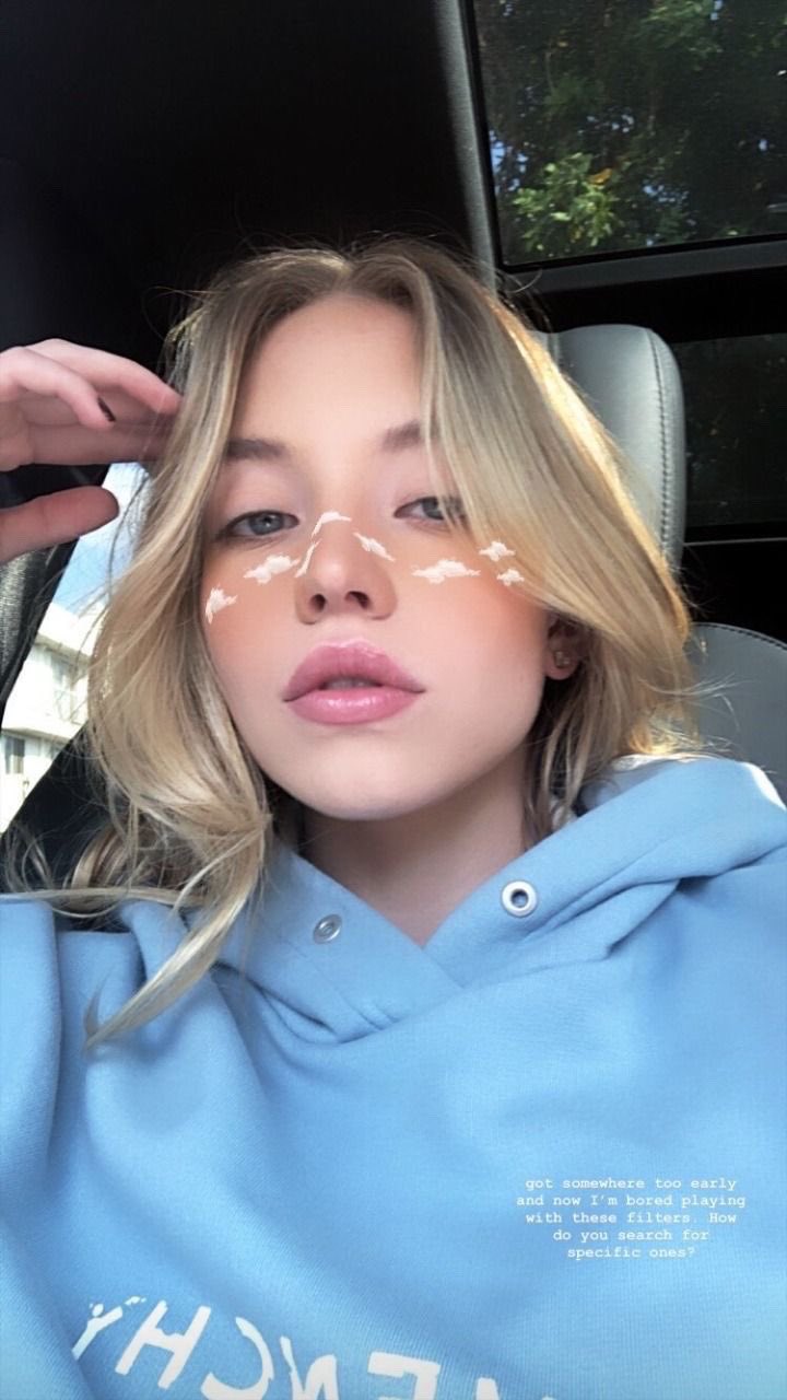 Happy birthday queen i am in love with you 
