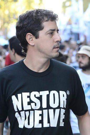 ezequielturco4's tweet photo. #YoTan @wadodecorrido
#VosTan @NWinaski
Y No se dan una idea lo feliz que me hace no ser como ustedes .
#VolvimosParaSerMejores
#OrgullosamentePeronista https://t.co/NmdgUTq03Y