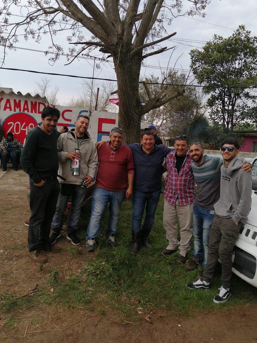 2040Compromiso1's tweet photo. ¡Hace un tiempo, con la presencia de Yamandú Costa, se inauguraba el local llamado "El Tito" en la Ciudad De La Costa!
#GerardoGadeaAlcalde
#FA
#FrenteAmplio
#CC2040
#COMPROMISOCANARIO
#COMPROMISODETODOS
#CompromisoEcologista
#CompromisoDeportista
#YamandúCosta
#YamandúOrsi https://t.co/c6b21db9Zh