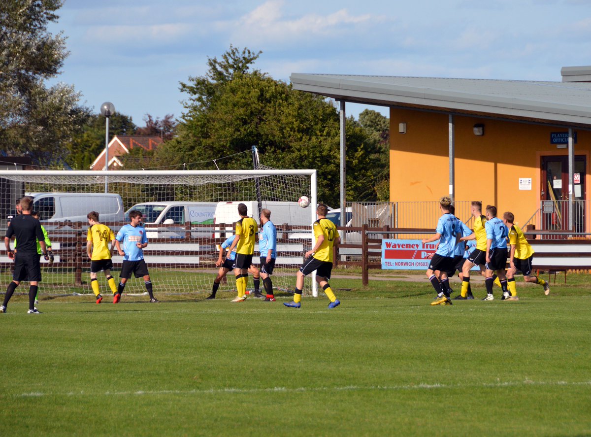 Watched <a href="/BungayTownFC/">Bungay Town FC</a> Reserves V @FreethorpeRes this afternoon in <a href="/AnglianCom/">Fosters Solicitors Anglian Combination</a> Five South, ended 0 0. Referee Callum Parke had a decent game, as did both teams.