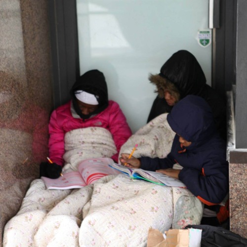laborradionet's tweet photo. Andrea and Jim talk to Mueze Bawany, a teacher at Roberto Clemente High School, about another epidemic hitting Chicago...housing instability. Learn more on @CTULocal1 Speaks at

https://t.co/a0XQkhSfET

#1u #UnionStron #LaborRadioPod https://t.co/8lJQmqBZDW