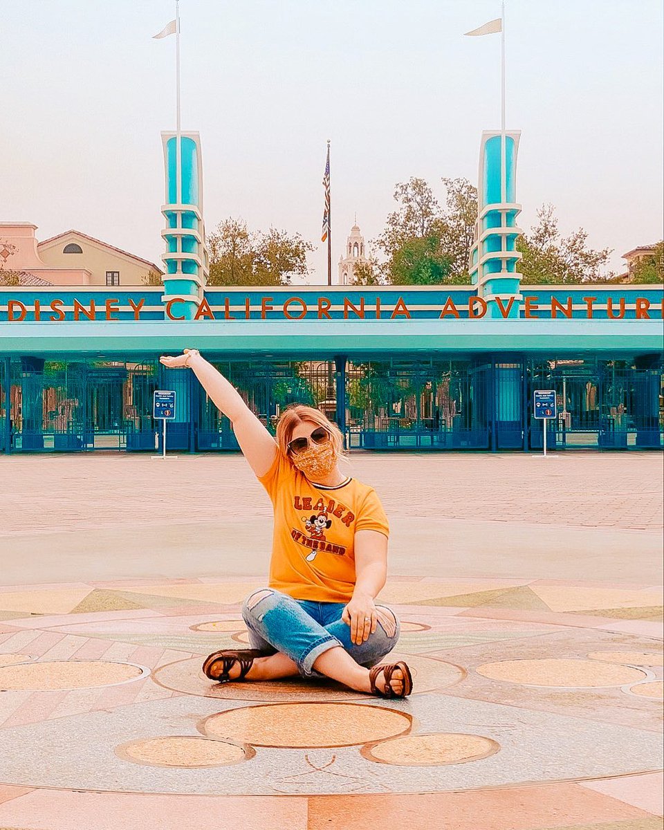 kelsandjohn's tweet photo. Hello Disneyland! ✨ It’s been a while!
.
.
.
#disney #disneyparks #disneyland #disneycaliforniaadventure #disneylandresort #waltdisney #dressedindisney #disneystyle #styledbymagic #disneybound #dapperday…
📸 https://t.co/Isf8pVCZ0a via https://t.co/exHqJATgiv https://t.co/9jTA7IC27q
