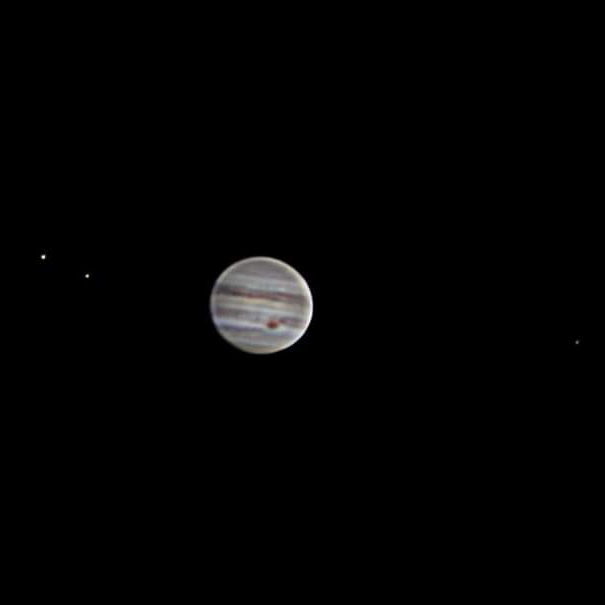 r_lovreglio's tweet photo. This was #Jupiter last night with its Galilean #moons. This was taken with a @Celestron #Nexstar 6SE and a @Canon D600. 
1500 frames 90% used to get this picture.

#solarsystem #astronomy #astrophotograpy #astroNZ #astrobackyard https://t.co/smFlhePBhp