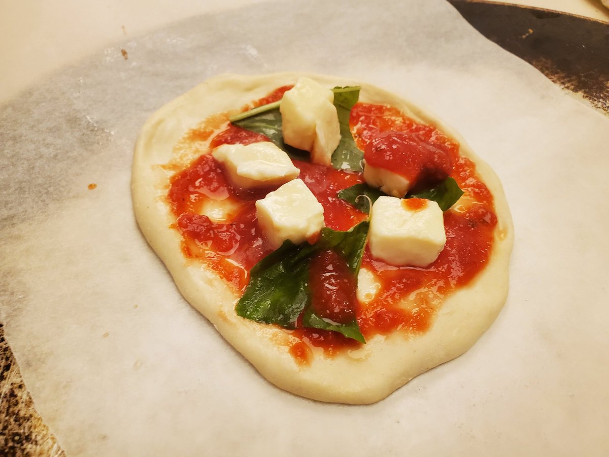 WeTasteFood's tweet photo. Crafting mini pizzas @flowerandwolf for @CulinaireMag #culinairehunt! #BananaForScale https://t.co/Goi1gKf05s