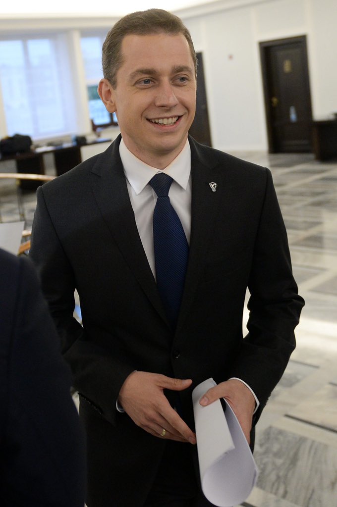 piotr_solka's tweet photo. Mam nadzieję, że to przyszły przewodniczący klubu Koalicji Obywatelskiej ✌️
#NowaPlatforma #nowasolidarność #KoalicjaObywatelska https://t.co/RNedbUXqAM