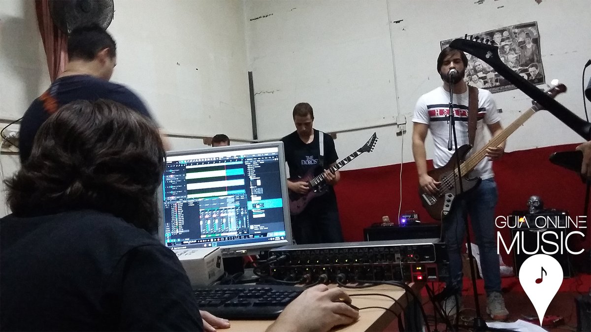 GuiaOnlineMusic's tweet photo. Sábado sabadete: día completo de ensayos, grabaciones e ideas para futuros conciertos con Sudden Break.
.
.
.
.
.
.
.
@SuddenBreakBand #SuddenBreak #GuiaOnlineMusic #concierto #ensayo #grabacion #trabajoduro #rock https://t.co/f7WNIGXN5f