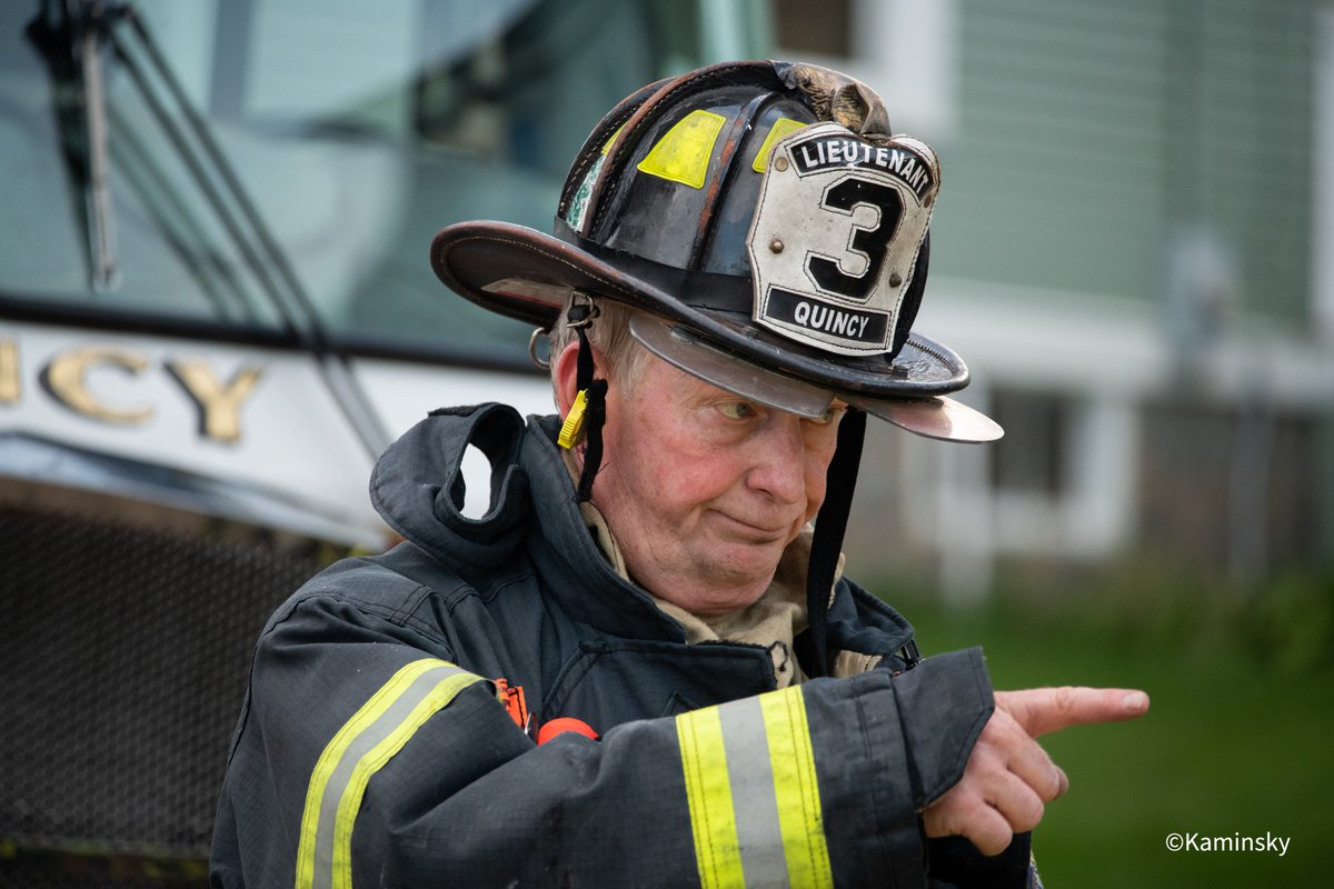 matty_kam's tweet photo. @792QFD battled a 3 alarm fire this afternoon on Roselin Ave. #Quincy #BREAKING https://t.co/m5Znx3a13r