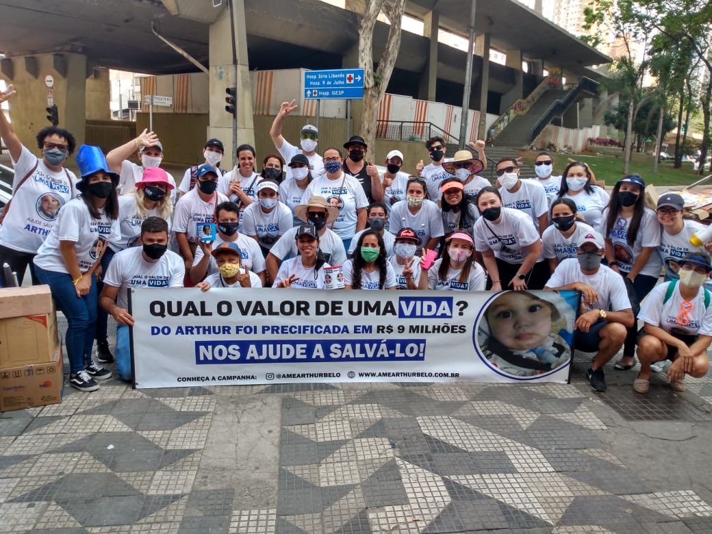 amearthurbelo_'s tweet photo. Hoje foi um dia mágico! De pedágios solidários em vários lugares do país. Obrigado titios(as) que trabalharam no pedágio e aos titios que doaram também. Deus abençoe vocês. Rumo ao Zolgensma! #amearthurbelo https://t.co/XU4iZuiHXO