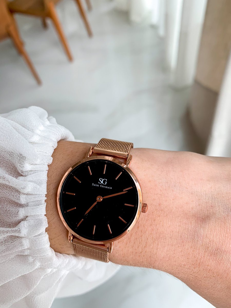 saintgermainof's tweet photo. Nolita Black Rosegold 40mm // Relógio maravilho preto por dentro e rosê gold por fora! 🥰😍❤️
Use o nosso cupom TWITTER10 para garantir 10% de desconto na compra!
https://t.co/VQ1bp4a5WB https://t.co/bbd8soNlLD