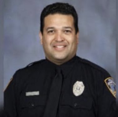 Lincoln_Police's tweet photo. Thank you Lincoln for your support during this very difficult time. Your kind words, snacks, meals, donation of blood and most importantly support of the Herrera Family have been extremely healing for our LPD Family.  #lpd #lpdse via @LPD_Southeast https://t.co/2qrMsjRBC4