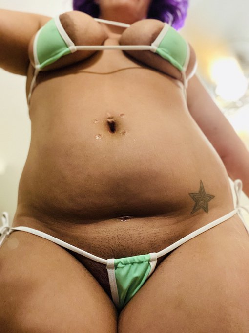 Got my first microkini! ❤️ https://t.co/Ygf9OnUfys