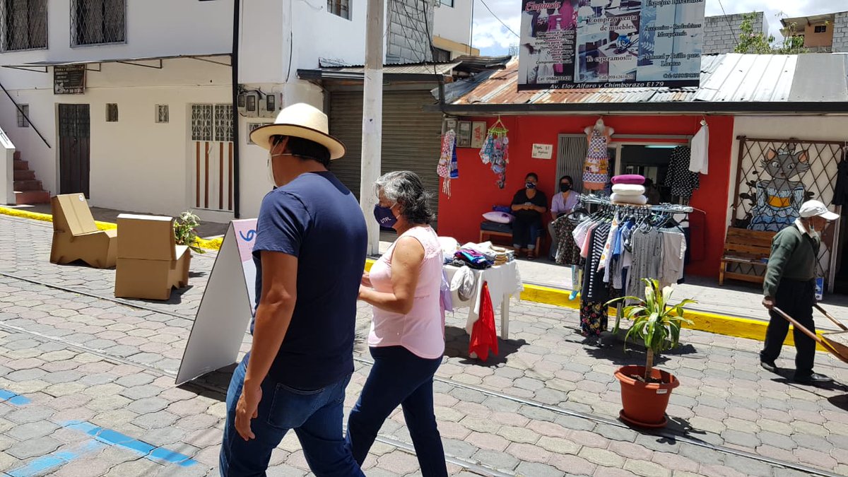 xicasanovac's tweet photo. #Cumbaya | #AsambleaEnTerritorio
Junto a Sonia Chuquimarca Presidenta del #GADCumbaya, recorrimos el #LaboratorioUrbano
 un proyecto orientado a #ReactivarLaEconomía de las parroquias desde un entorno más seguro para tod@s.
Apoyemos a la economía local #VisitaLasParroquias! https://t.co/fLapFRskgt
