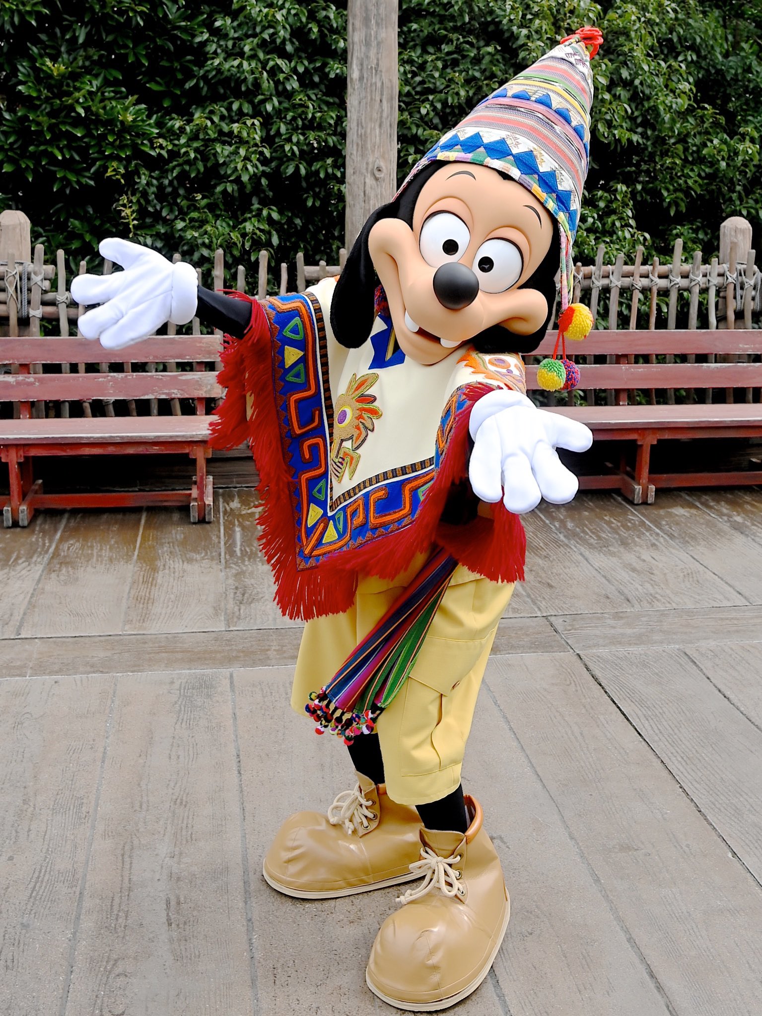 Disney - ディズニーリゾート　アートメモセット　ロストリバーデルタ ロストリバーデルタのある、穴場の東屋。 空いてる時間にここに