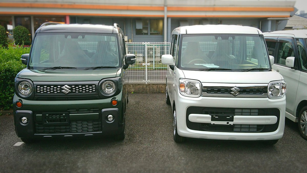 スズキアリーナ清水インター Pa Twitter スペーシア スペーシアギア あなたはどちらがお好きですか 最新の展示車情報は下記ホームページから 大商談フェア 開催中 T Co Llb5whepyi スズキアリーナ清水インター 清水区 スペーシア スペーシア