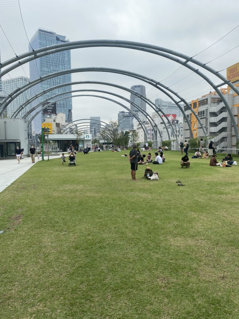 ホームレスの聖地だったからね 渋谷の宮下公園 ミヤシタパーク の真下がこんな感じなのはマジで社会の授業に使えそう Togetter ホームレスの聖地だったからね 渋谷の宮下公園 ミヤシタパーク の真下がこんな感じなのはマジで社会の授業に使えそう Togetter