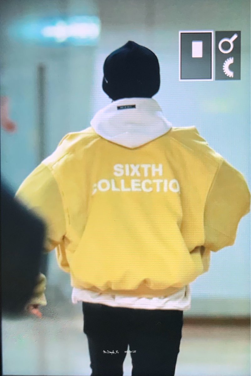 baekxing: sharing is caring – thread of them wearing the same clothes hehe