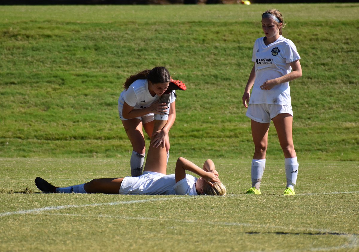 independence_sc's tweet photo. Soreness is expected as your child gets back into their game, but if your child is in pain before, during or after practice, they may be doing too much. Learn more #TournamentTips from @NovantHealth https://t.co/SYejB551JC https://t.co/jiW7pjGs5Q