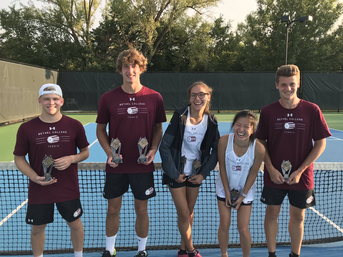 ThresherTennis's tweet photo. Brought home the 1st place hardware in singles and doubles on both the men’s and women’s sides, with a men’s singles runner-up finish as well. Great way to start the fall season! https://t.co/SMkuCzE0a1