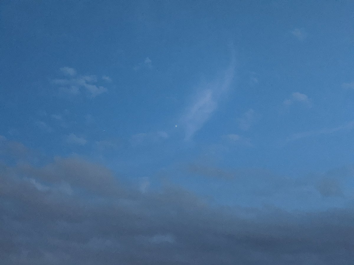 Ready for the #planetparty2020 
Can see Jupiter slowly showing itself in the night sky <a href="/DunlapInstitute/">Dunlap Institute</a>