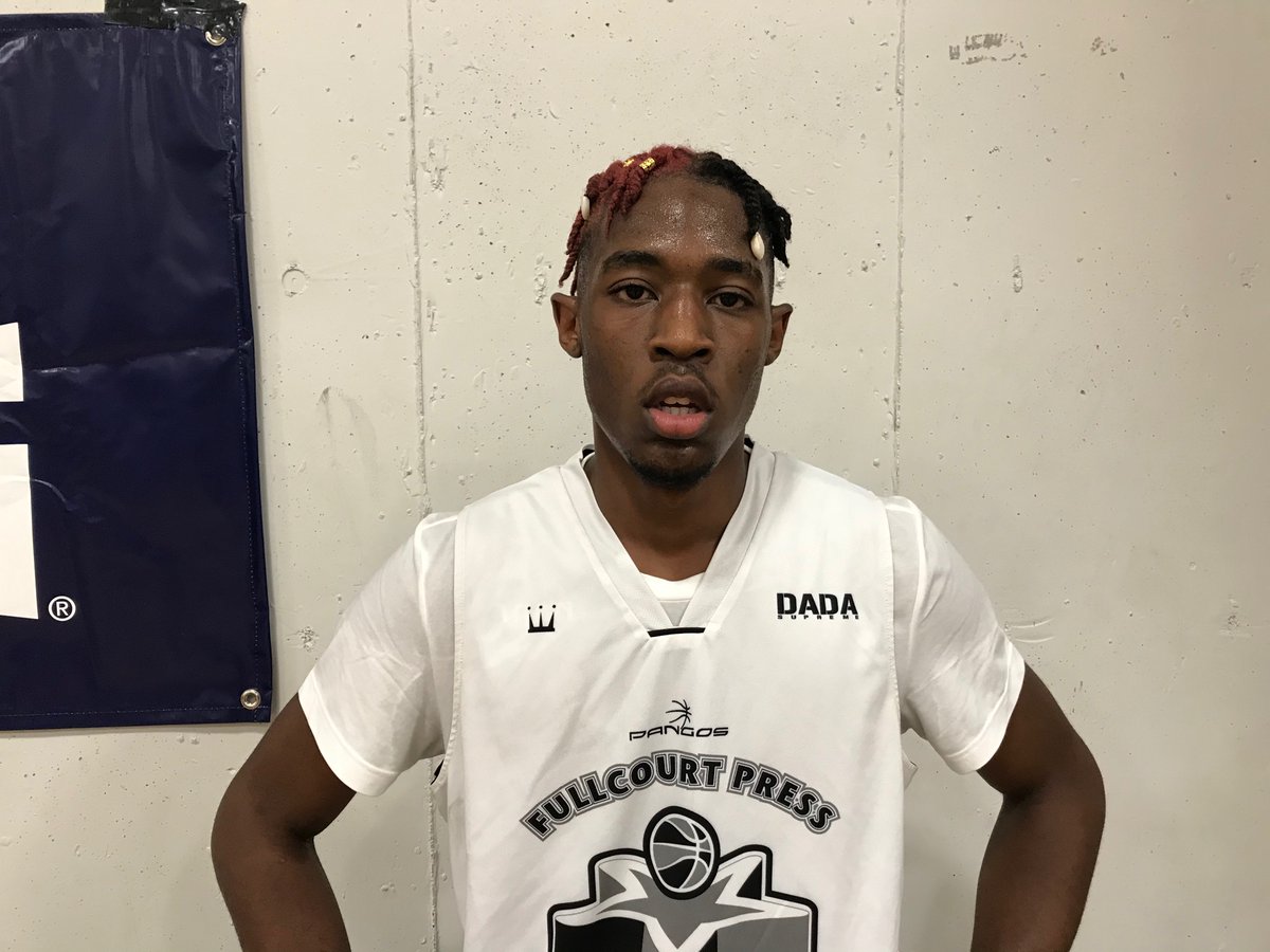 High motor, finishes above the rim and plays excellent defense on and off the ball. 6-8 2023 Centennial F Jeremiah Whitmore shine bright in Game 1. @jyam1114