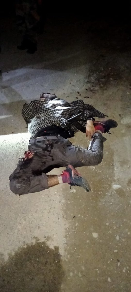 On 19 Aug two  #Terrorists including top LeT commander Naseer-ud-Din Lone were eliminated in an  #encounter at  #Ganipora- Kralgund area of  #Handwara North  #Kashmir. Naseer was a sharpshooter & was involved in killing 07 security personnel. This was a big blow for LeT.(6/16)