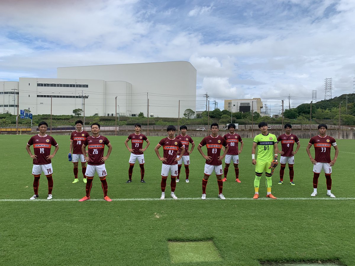 姫路獨協大学体育会サッカー部 兵庫県社会人2部リーグ 9月13日 10 00k O 後期第2節 Vsobrigado 会場 ユニバーサブ まもなくキックオフ