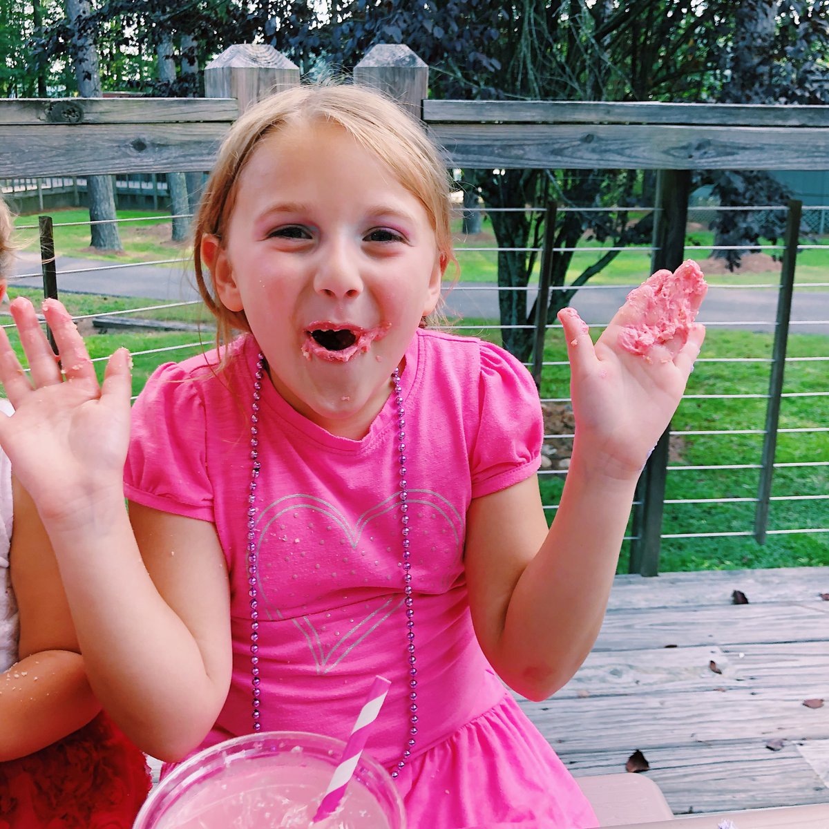 CUOutdoorLab's tweet image. CELEBRATE! It’s SaturYAY!! 
...
CU Outdoor Lab is the perfect place for your next birthday party! Whether it’s a sleepover or a day on the lake, we’d love to celebrate with you! Check out the link in our bio to book!
...
#birthday #sleepover #cabin #suite #celebrate #lakefront