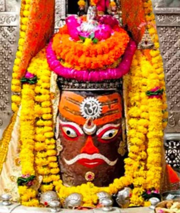 Shri Mahakaleshwar Ujjain (@ujjainmahakalji) on Twitter photo рдЬрдп рд╢реНрд░реА рдорд╣рд╛рдХрд╛рд▓реЗрд╢реНрд╡рд░ред ЁЯЩП
рджрд┐рдирд╛рдВрдХ 13.09.2020 (рд░рд╡рд┐рд╡рд╛рд░) рдХреЛ рднреБрддрднрд╛рд╡рди рд░рд╛рдЬрд╛ рдЕрд╡рдВрддрд┐рдХрд╛рдирд╛рде рдорд╣рд╛рдХрд╛рд▓ рдЬреНрдпреЛрддрд┐рд░реНрд▓рд┐рдЩреНрдЧ рд╢реНрд░реА рдорд╣рд╛рдХрд╛рд▓реЗрд╢реНрд╡рд░ рдЬреА рдХрд╛ рднрд╕реНрдорд╛рд░рддреА рд╢реНрд░реГрдВрдЧрд╛рд░ рджрд░реНрд╢рдиред #Mahakaleshwar рдЬрдп рд╢реНрд░реА рдорд╣рд╛рдХрд╛рд▓реЗрд╢реНрд╡рд░ред ЁЯЩП
рджрд┐рдирд╛рдВрдХ 13.09.2020 (рд░рд╡рд┐рд╡рд╛рд░) рдХреЛ рднреБрддрднрд╛рд╡рди рд░рд╛рдЬрд╛ рдЕрд╡рдВрддрд┐рдХрд╛рдирд╛рде рдорд╣рд╛рдХрд╛рд▓ рдЬреНрдпреЛрддрд┐рд░реНрд▓рд┐рдЩреНрдЧ рд╢реНрд░реА рдорд╣рд╛рдХрд╛рд▓реЗрд╢реНрд╡рд░ рдЬреА рдХрд╛ рднрд╕реНрдорд╛рд░рддреА рд╢реНрд░реГрдВрдЧрд╛рд░ рджрд░реНрд╢рдиред #Mahakaleshwar