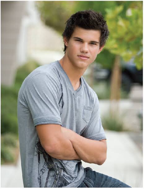 14) Taylor Lautner
