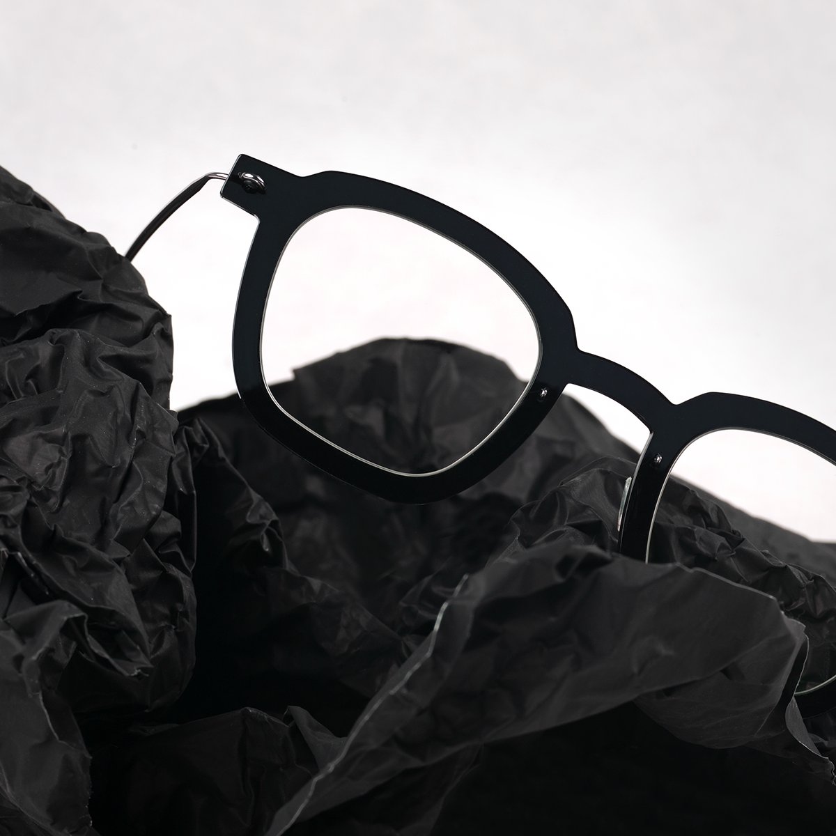 noosaoptical's tweet photo. Our n.o.w. collection features a super slim composite front giving the glasses an elegant aesthetic.
-
-
-
-
-
#noosaoptical
#optometrist
#noosa
#noosajunction
#eyes
#glasses
#lindberg
#supportlocal
#shoplocal
#smallbusiness
#shopsmall https://t.co/ZFEziQG3zi