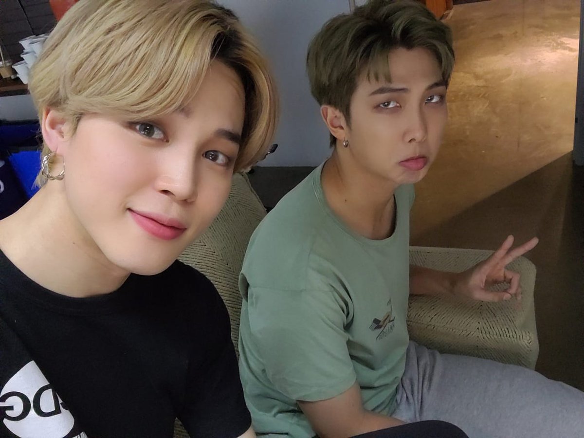 FeranioS's tweet photo. @BigHitEnt https://t.co/cIZNRvQnKk