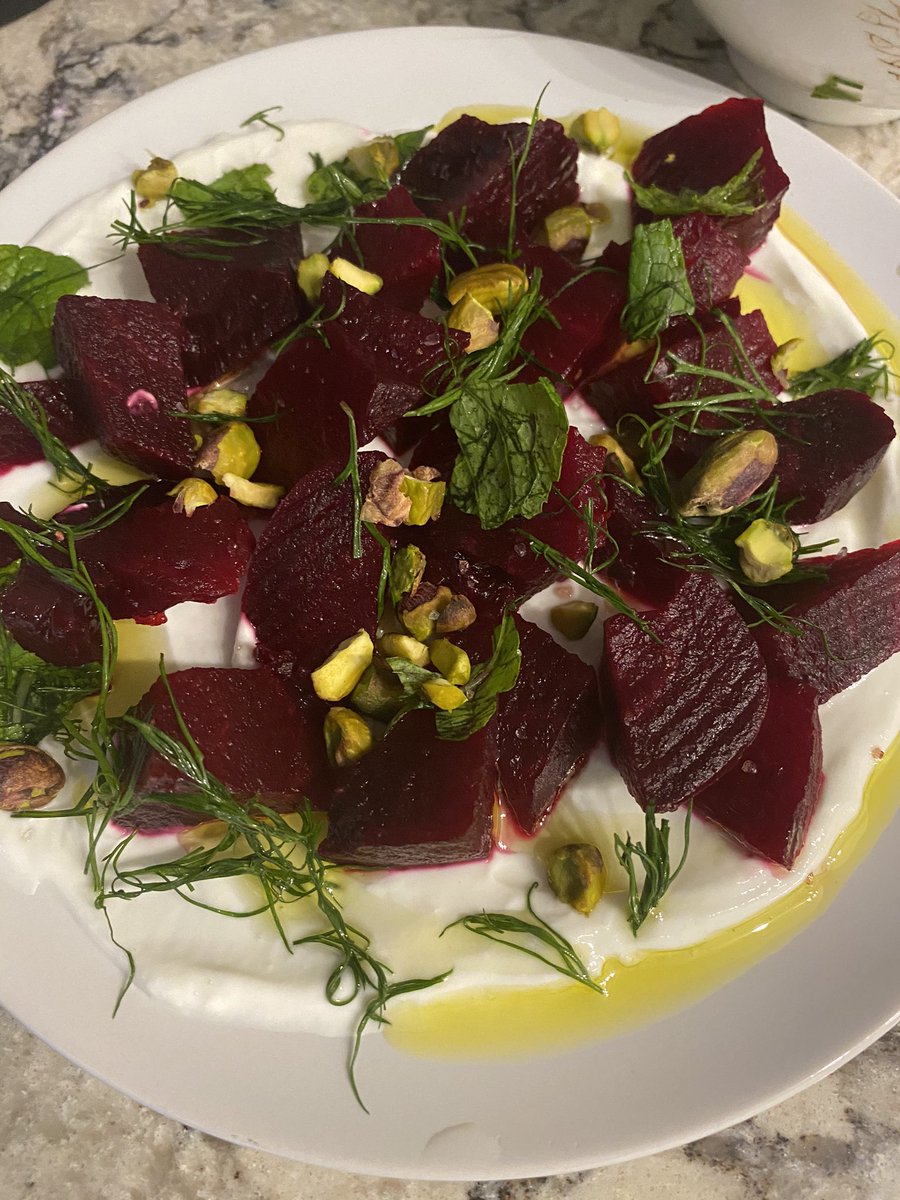 The_Anxiety_Guy's tweet photo. A tremendous dinner. ❤️ #GettingTheVeggiesIn https://t.co/JnIFgX9THt